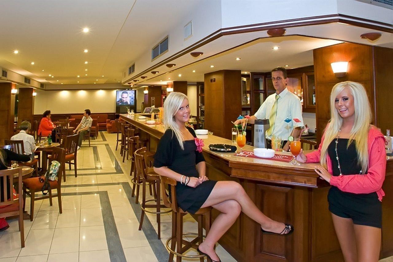 Manousos City Hotel Rhodes City Exterior foto